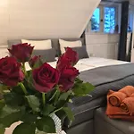 Bed & Breakfast De Loenense Bossen 3*