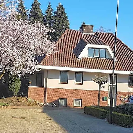 Bed & Breakfast De Loenense Bossen Loenen