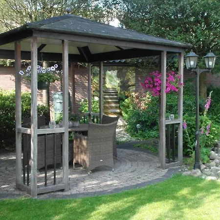 ベッド・アンド・ブレックファスト De Loenense Bossen 3*