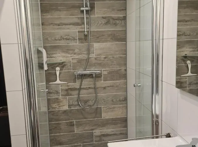 ベッド・アンド・ブレックファスト De Loenense Bossen 3*